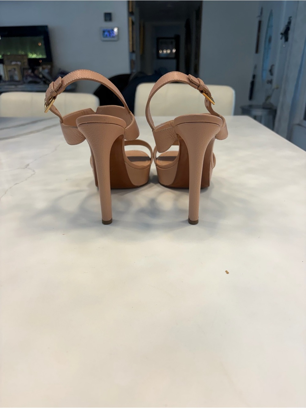 Louis Vuitton Nude Tan Leather Platform Sandal Heels with Gold V Logo - Picture 4 of 7